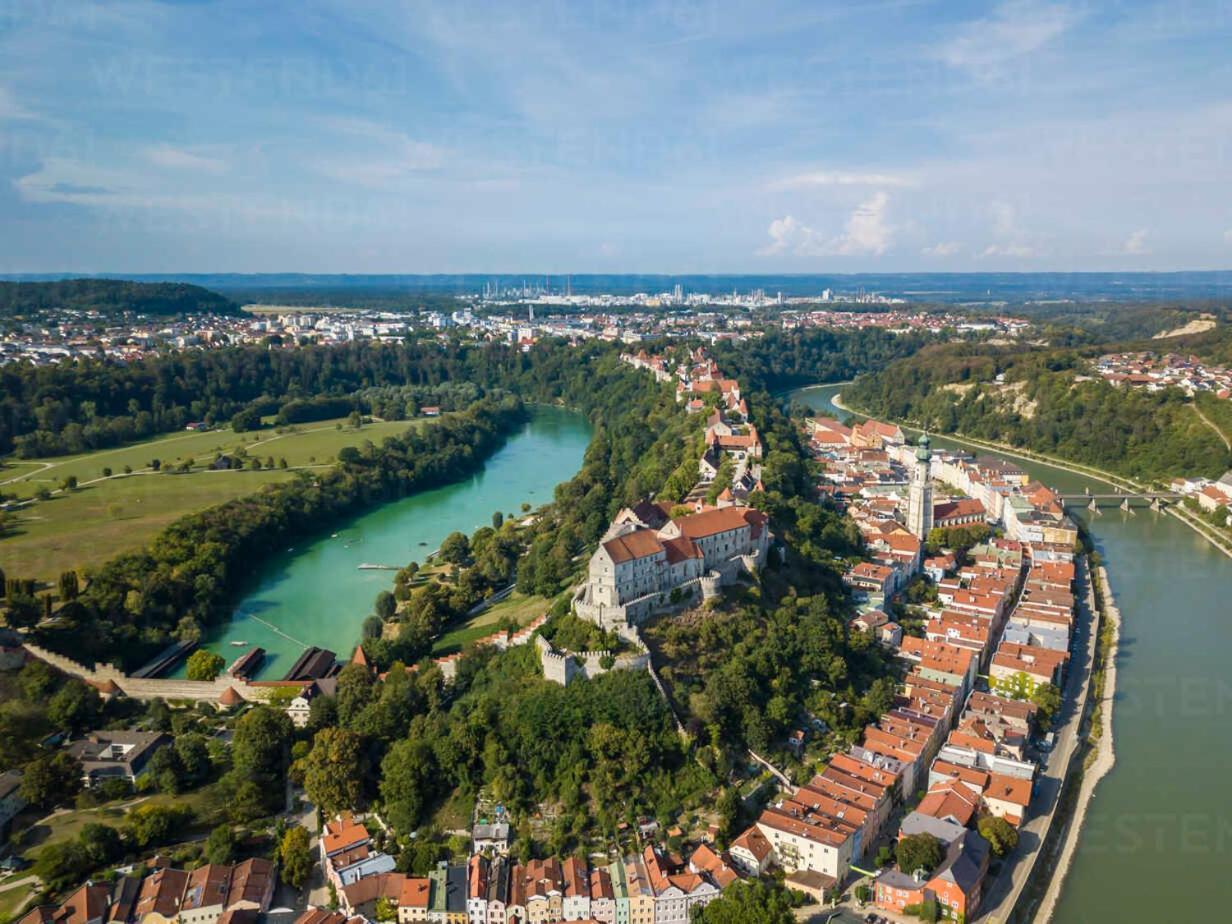 Ferienwohnung Wohnen Am Bach Haiming Exterior foto